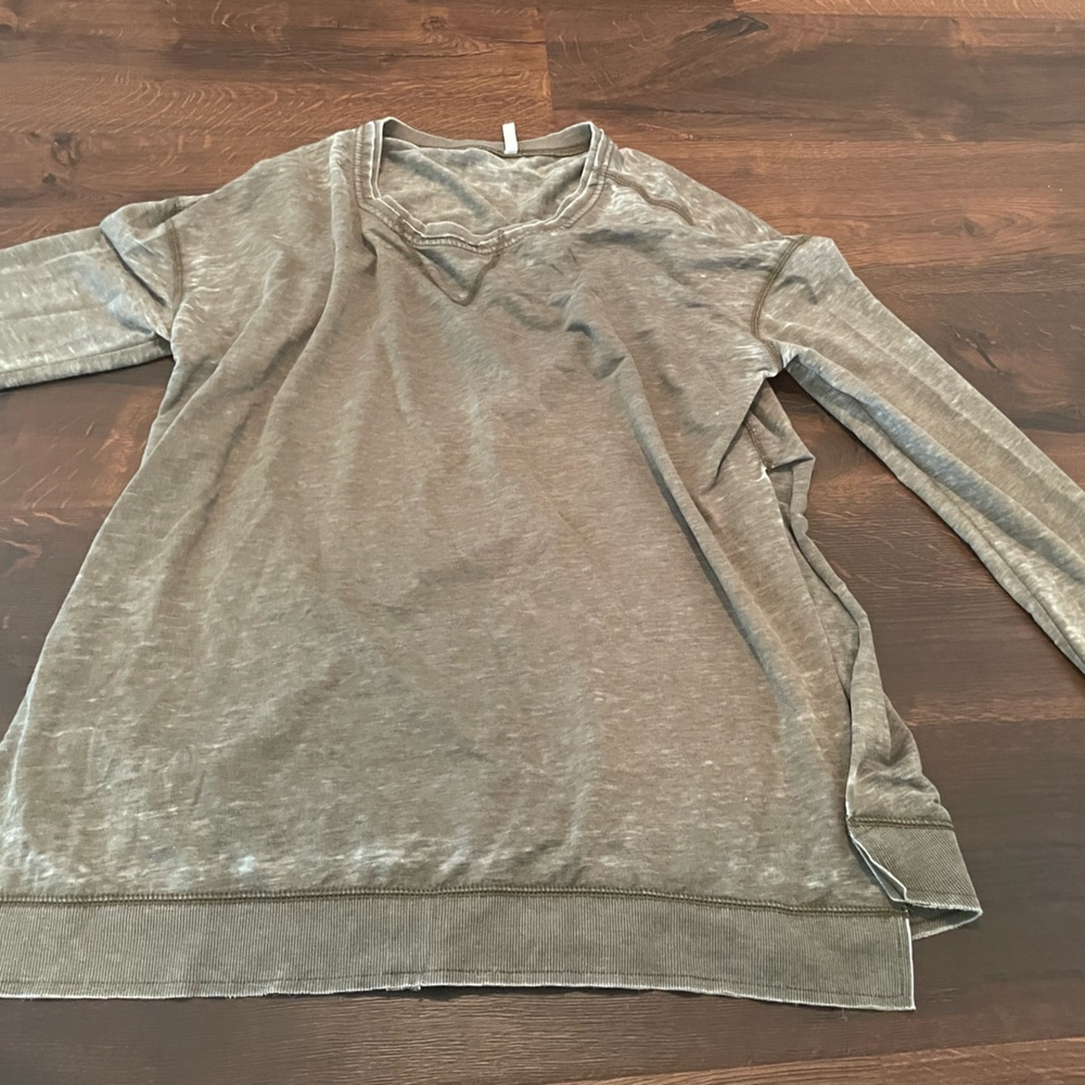 Sweater - Picture 2 of 2